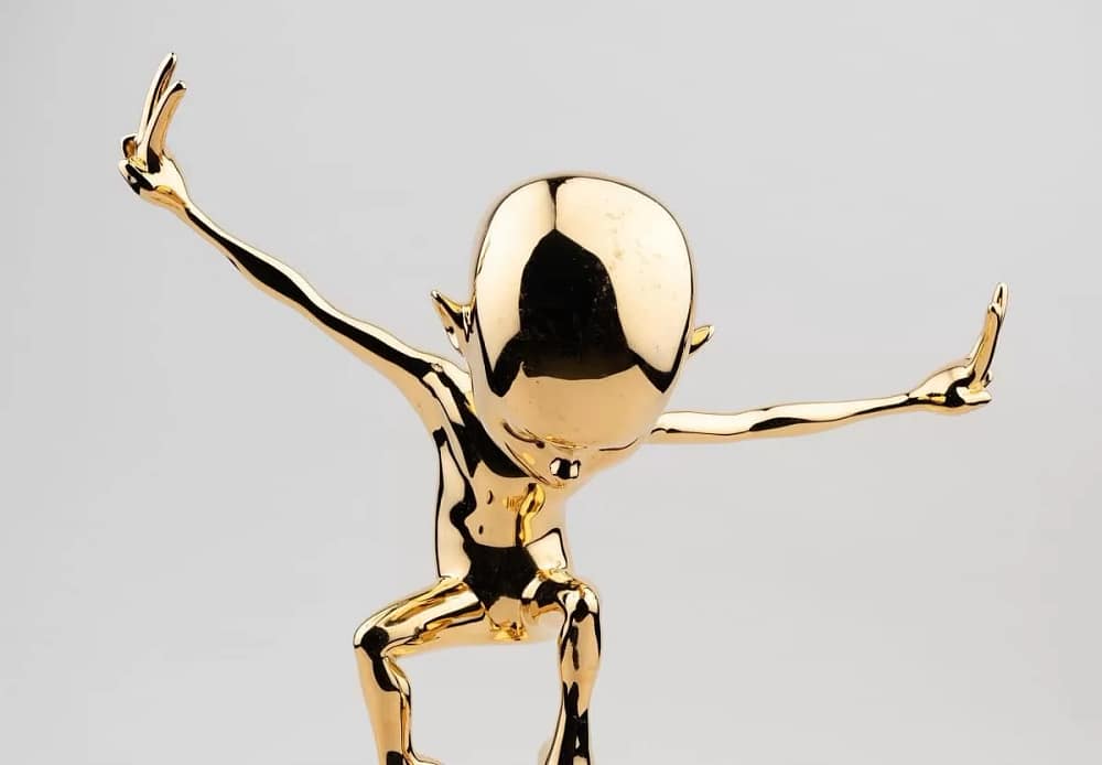 Bronze figure by Koo Jeong A at KANGSE X Zurich exhibition, Hauser & Wirth Limmatstrasse.