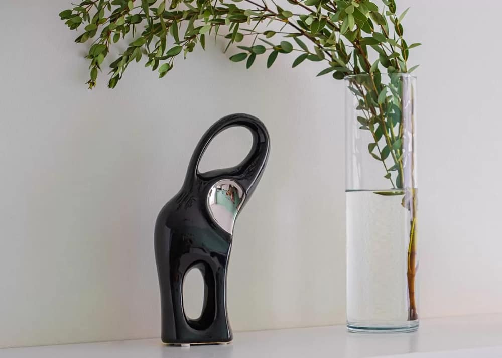 How To Make Artwork the Focal Point of a Space