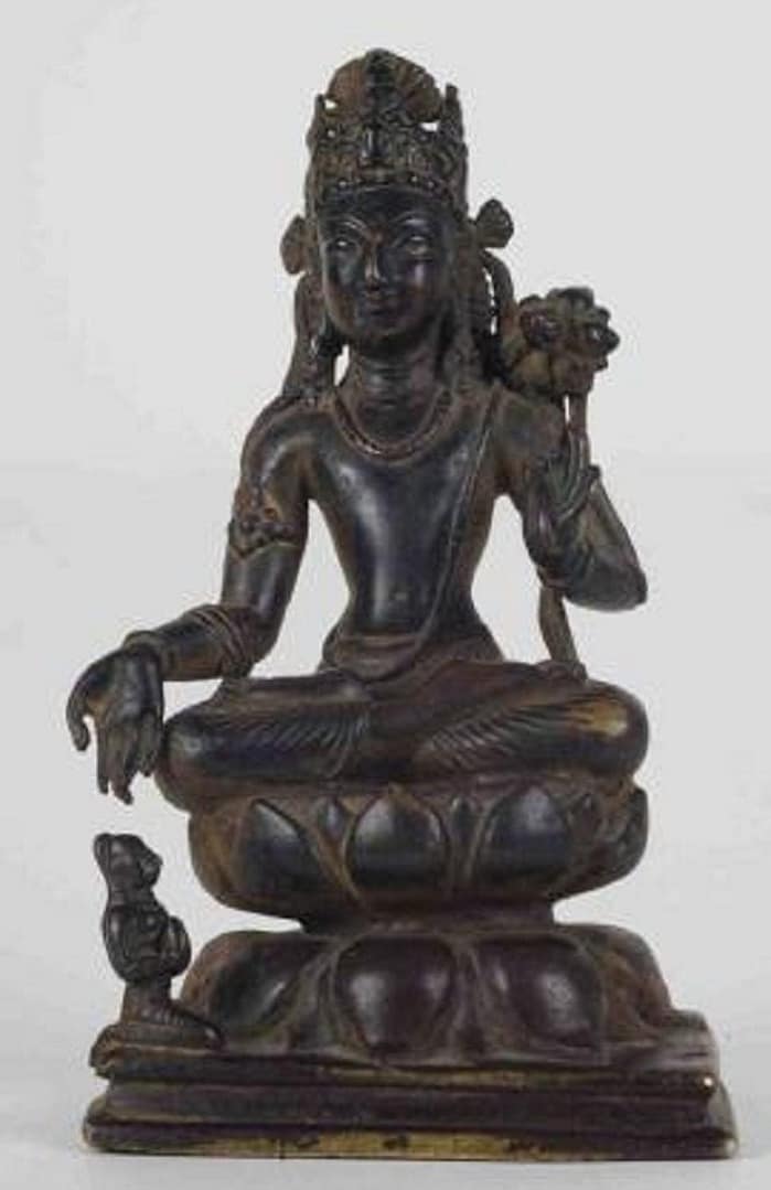 Image: Seated Padmapani, Pakistan, Swat Valley, c. 6th–7th century, bronze, 15.2 cm (6 in), is one of the main features at Fine art Asia
