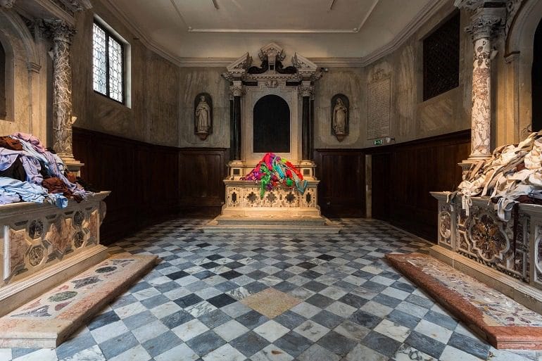 Image: Patricia Cronin, Shrine for Girls, Venice, Installation View highlight violence against girls and women