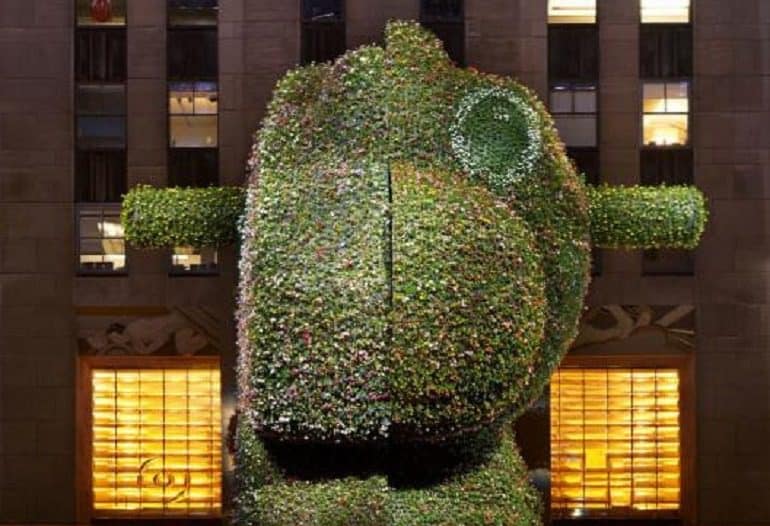 Image: Jeff Koons Split-Rocker at the Rockefeller Center, New York is an experimental sculpture that combines childhood experience with advance technology